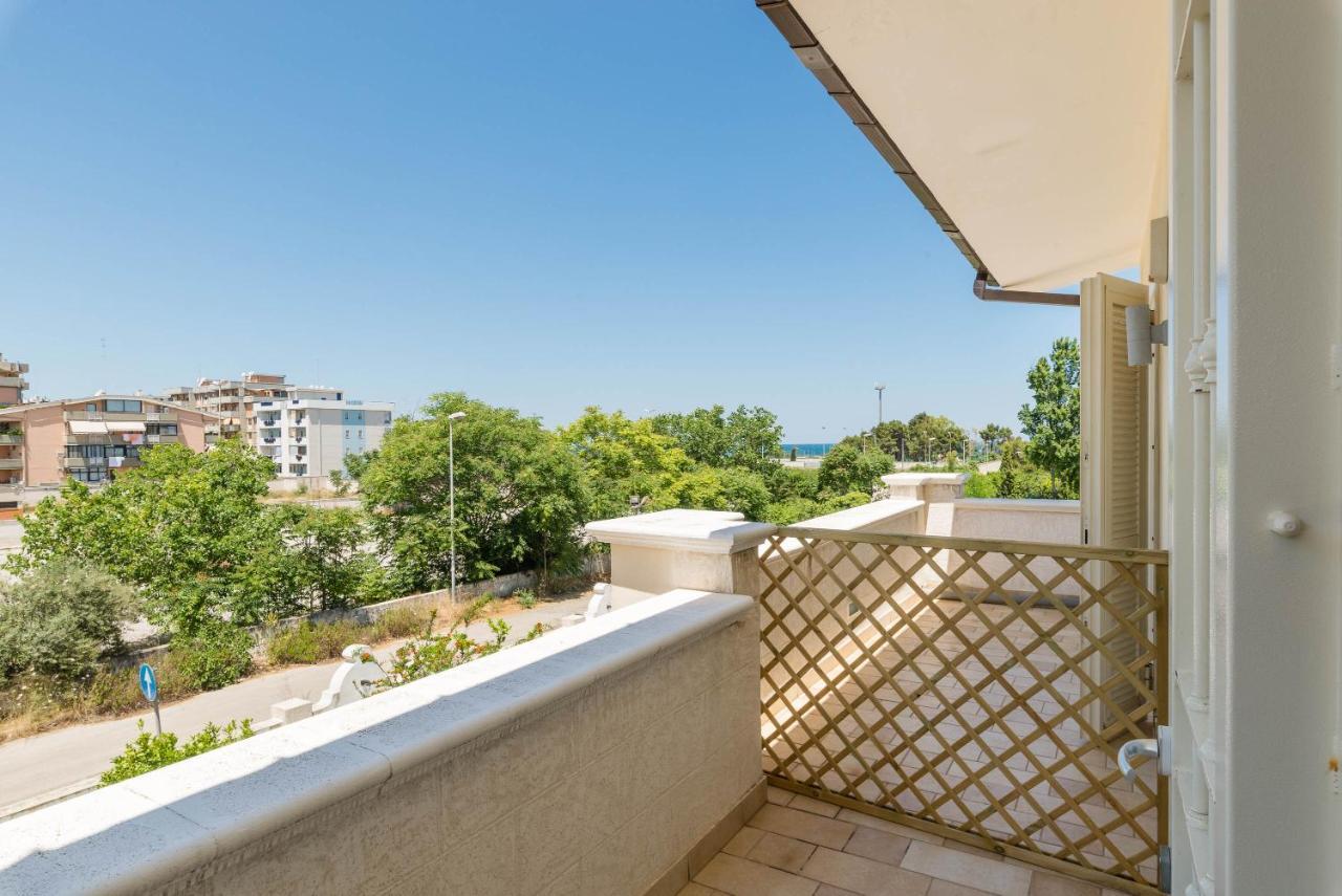 Casa Agapantus Con Piscina Da Giugno Apartman Bari Kültér fotó